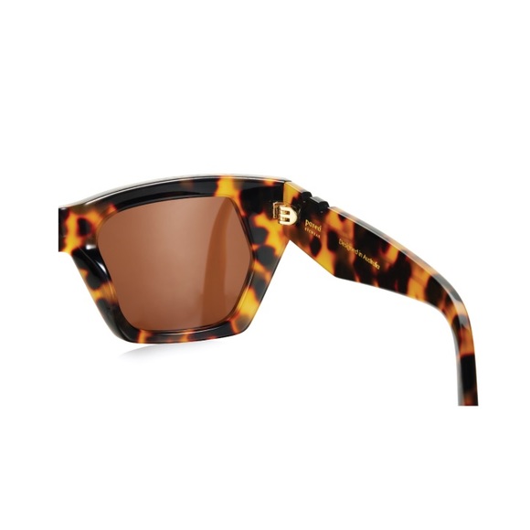 New in Box Pared Lo and Behold tortoise sunglasses Unisex styling - Picture 4 of 12